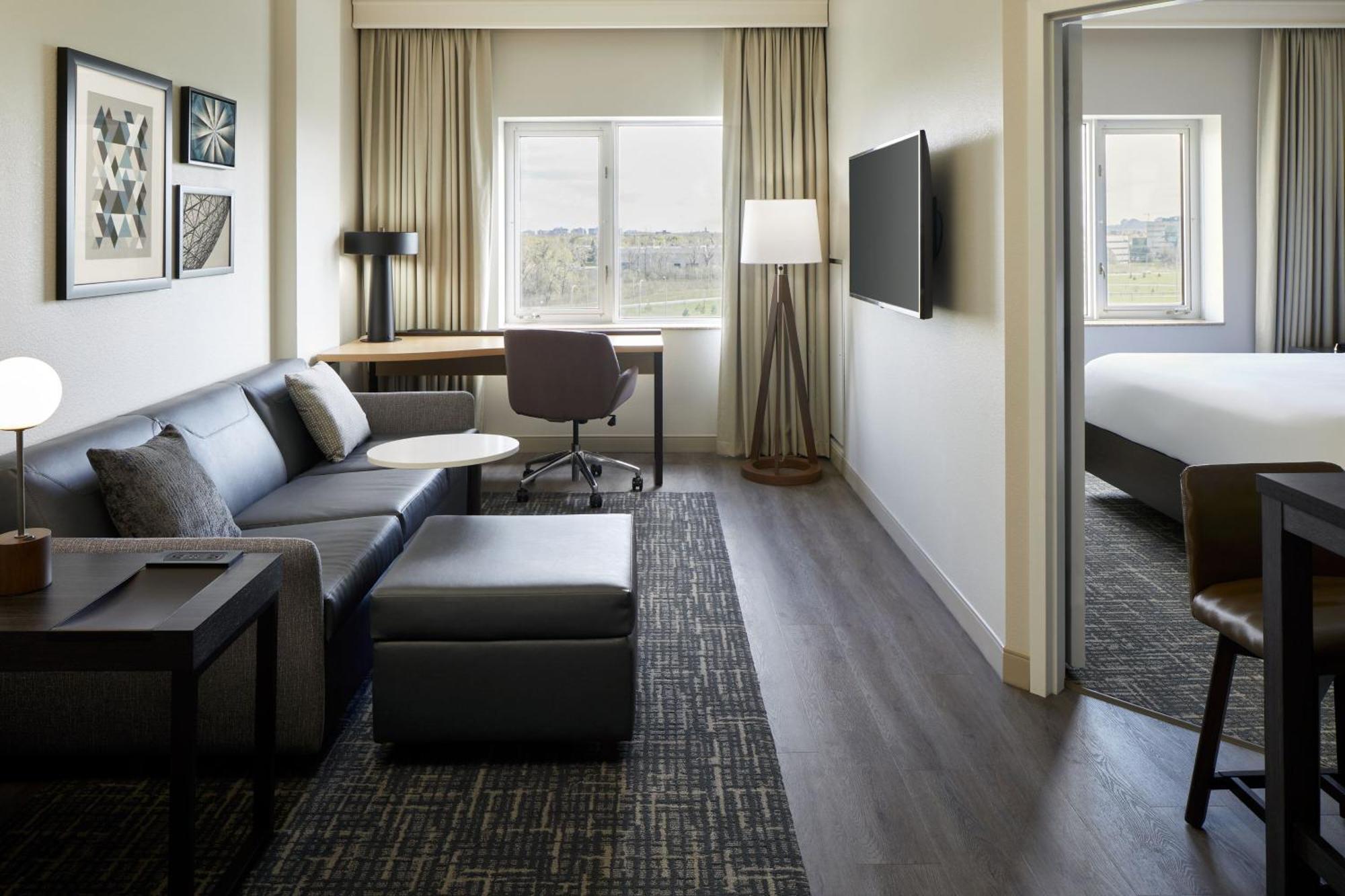 Residence Inn By Marriott Montreal Airport Dorval Exterior foto